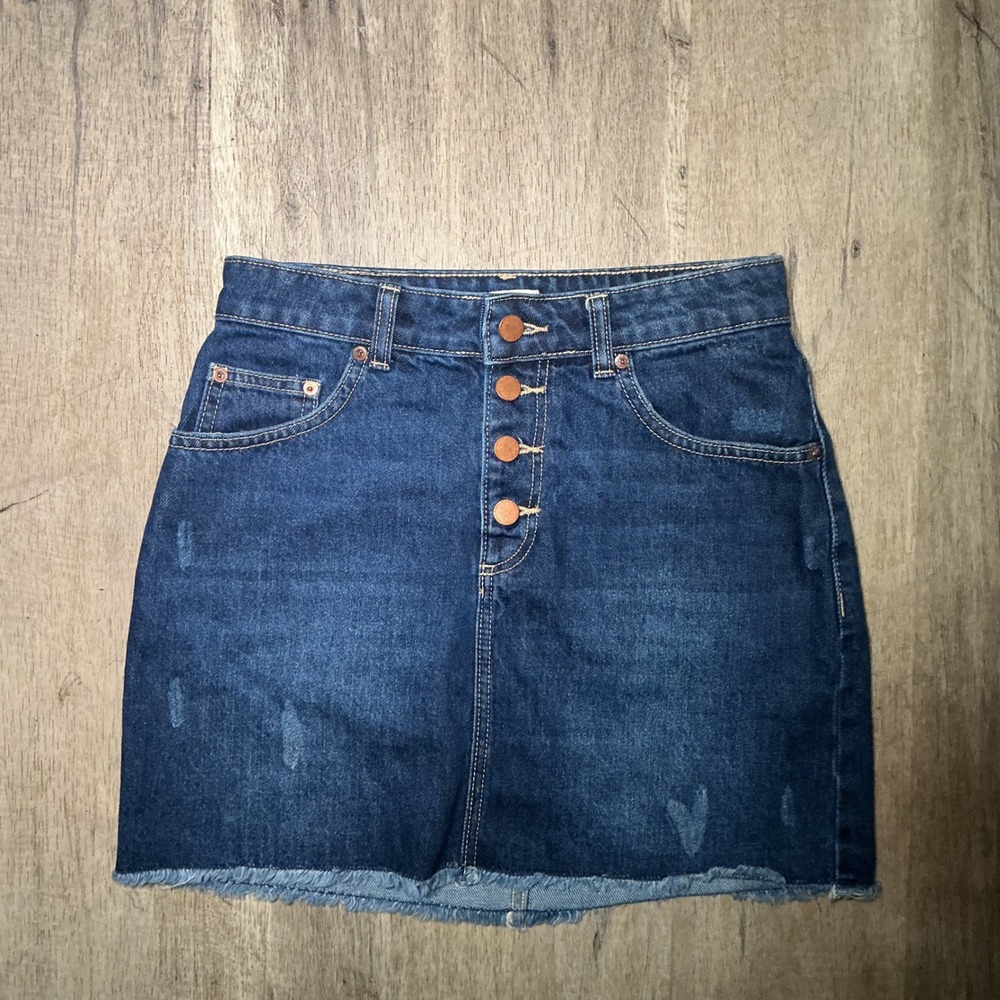 Roxy Dark Wash Denim Mini Skirt Exposed Button Fly Raw Hem Casual Size S